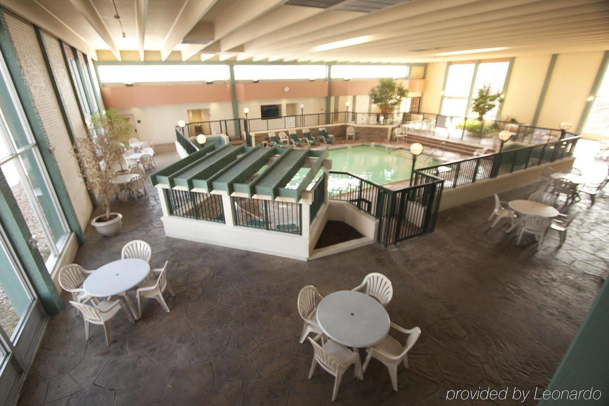 The Garden 3* Elkhart